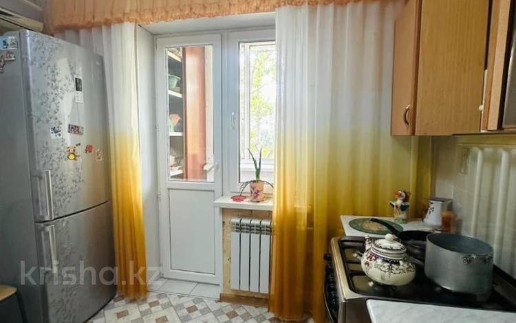 2-комнатная квартира · 54 м² · 4/5 этаж, мкр 11 за 16 млн ₸ в Актобе — фото 8