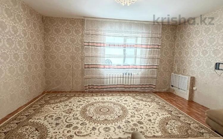 2-бөлмелі пәтер · 59.9 м² · 4/5 қабат, мкр Кадыра Мырза-Али, бағасы: 22.5 млн ₸ в Уральске — фото 2