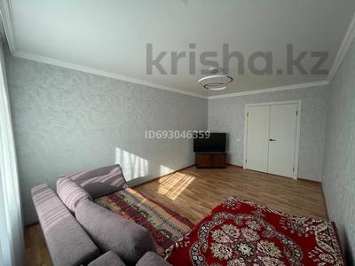 3-комнатная квартира, 72 м², 9/9 этаж, Ак.Сатпаева 344 за 35 млн 〒 в Павлодаре