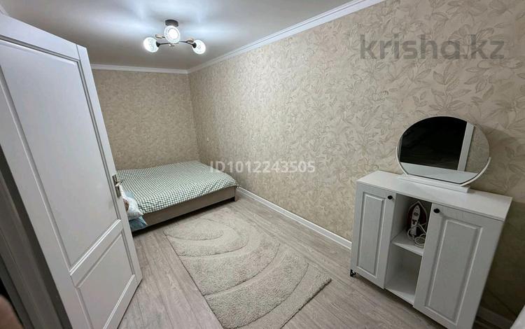 2-бөлмелі пәтер · 45 м² · 1/5 қабат, ул. Кабанбай Батыра 107, бағасы: ~ 16.6 млн ₸ в Усть-Каменогорске, Ульбинский — фото 2