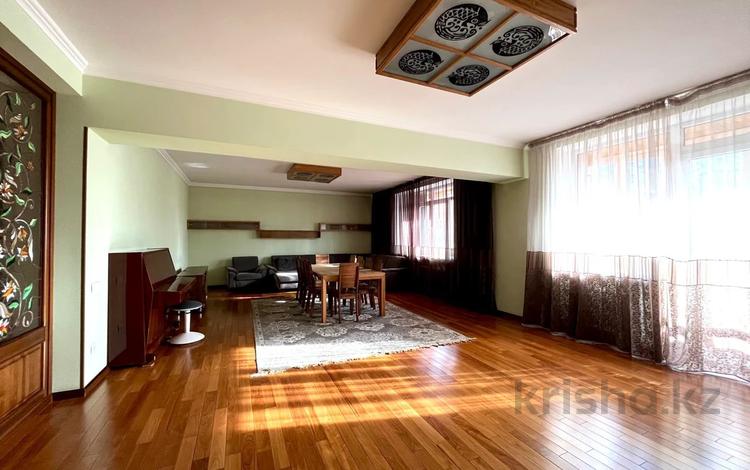 6-комнатная квартира · 237 м² · 2/5 этаж, мкр Самал-2 12 за ~ 1.4 млн ₸ в Алматы, Медеуский р-н — фото 2