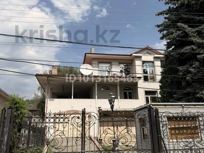 Жеке үй · 25 бөлме · 800 м² · 17 жүзд., Көктөбе ш/а., Кыз жыбек 49, бағасы: 800 млн ₸ в Алматы, Медеуский р-н