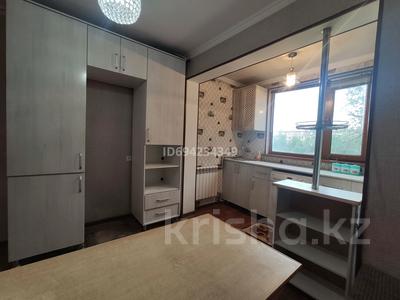 3-комнатная квартира · 59.5 м² · 4/5 этаж, 16-й микрорайон, 16-й микрорайон 5 — Коктем базар за 22 млн 〒 в Шымкенте, Аль-Фарабийский р-н
