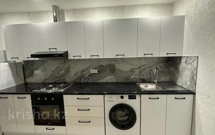 2-комнатная квартира · 56 м² · 7/10 этаж, Сейфуллина 51/18 за 250 000 ₸ в Алматы, Турксибский р-н — фото 2