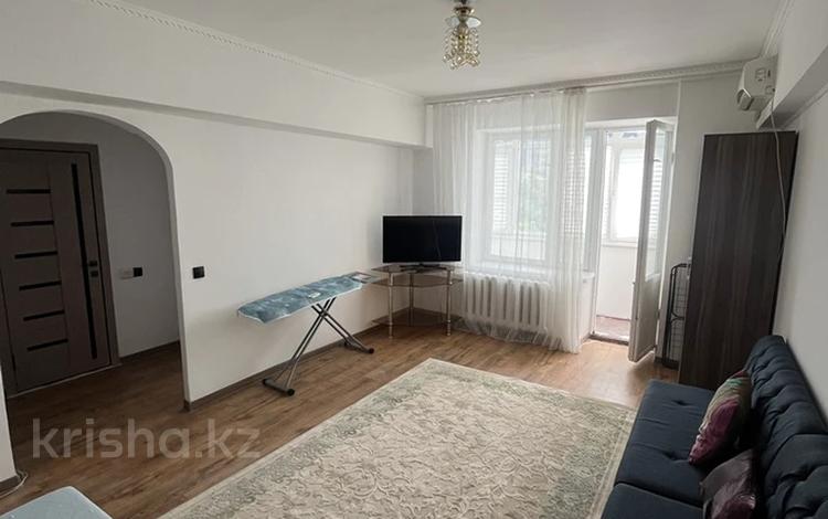 1-комнатная квартира · 40 м² · 5/5 этаж, мкр Самал-3, Назарбаева — ‼️‼️СРОЧНО‼️‼️ ОТЛИЧНЫЙ РАЙОН ‼️‼️ ОТЛИЧНАЯ ЦЕНА ‼️‼️ за 42 млн ₸ в Алматы, Медеуский р-н — фото 2