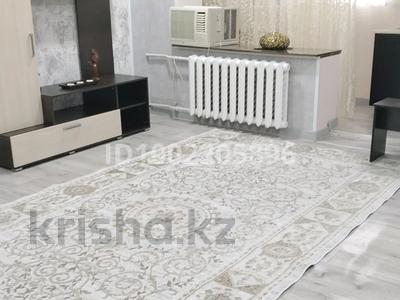 1-комнатная квартира · 40 м² · 1/4 этаж, 4-й мкр 26 — Напротив "Riweira" за 110 000 ₸ в Актау