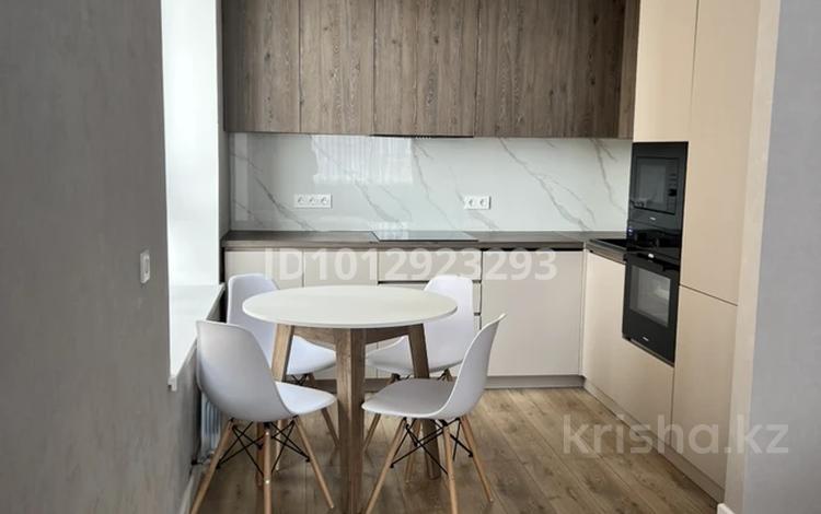 2-бөлмелі пәтер · 54 м² · 5 қабат, Казыбек би 3/2, бағасы: 300 000 ₸ в Астане, Нура р-н — фото 3