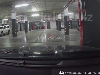 Гараждар мен тұрақтар в Астане: Паркинг · 20 м² · Ракымжан Кошкарбаев 48, бағасы: 25 000 〒 Паркинг · 20 м² · Ракымжан Кошкарбаев 48, бағасы: 25 000 〒 в Астане, Алматы р-н