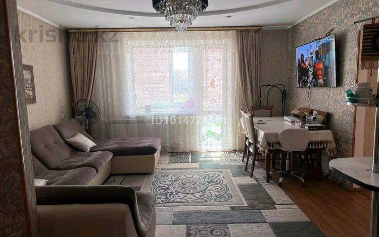3-комнатная квартира · 54 м² · 3/10 этаж, Майкудук, Майкудук, мкр Голубые пруды 13 — 1 подьезд за 22 млн ₸ в Караганде, Алихана Бокейханова р-н — фото 2