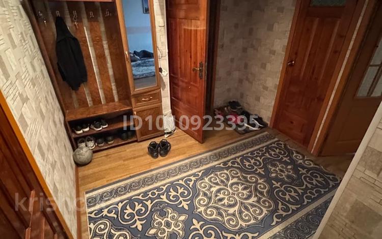 3-комнатная квартира · 64 м² · 3/5 этаж, мкр Север , Терискей 1 за 30 млн ₸ в Шымкенте, Аль-Фарабийский р-н — фото 2