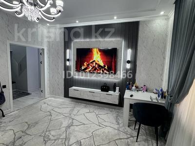2-бөлмелі пәтер · 64 м² · 1/5 қабат, 3-й микрорайон, Тамерланское шоссе 4А, бағасы: 35 млн ₸ в Шымкенте, Туран р-н