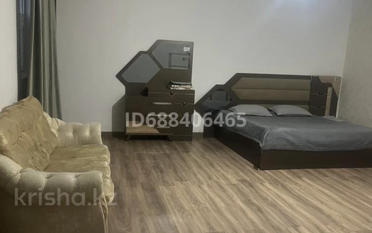 1-комнатная квартира · 55 м² · 1/4 этаж, Шугыла 10 А за 9 000 ₸ в Жанаозен — фото 13