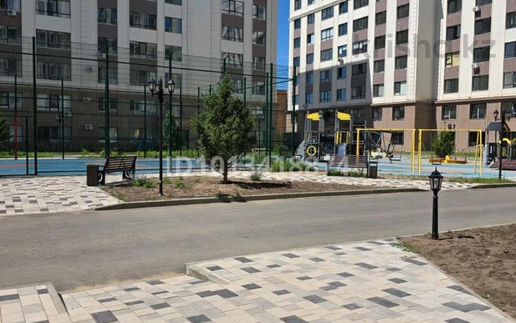 3-бөлмелі пәтер · 90 м² · 3/9 қабат, Микрорайон Береке 79, бағасы: 70 млн ₸ в Костанае — фото 2