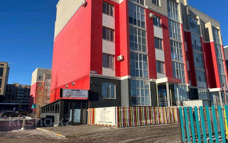 1-комнатная квартира · 50 м² · 3/5 этаж, мкр. Алтын орда, Мангилик Ел 50е за 160 000 〒 в Актобе — фото 2