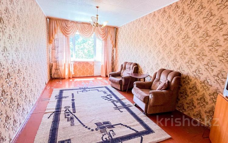 2-комнатная квартира, 48 м², 4/5 этаж, Самал за 13.5 млн 〒 в Талдыкоргане — фото 11
