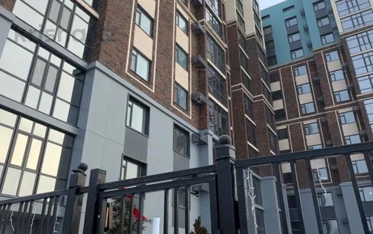 4-комнатная квартира · 166.3 м² · 10/12 этаж, Канайби 32а за 83 млн 〒 в Кокшетау — фото 17