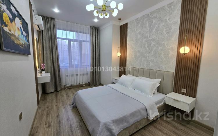 2-комнатная квартира · 50 м² · 2/14 этаж, 16-й мкр 68 — ТРК Актау за 19 000 ₸ — фото 2