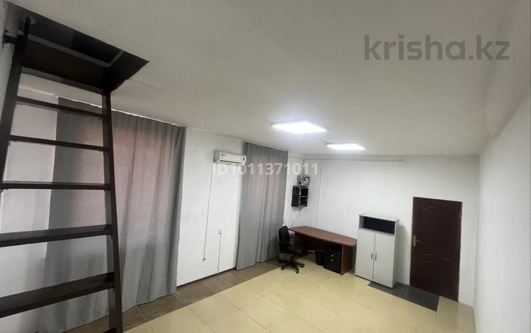 Свободное назначение, образование, кабинеты и рабочие места, студии · 40 м² за 104 000 ₸ в Астане, Сарыарка р-н — фото 13