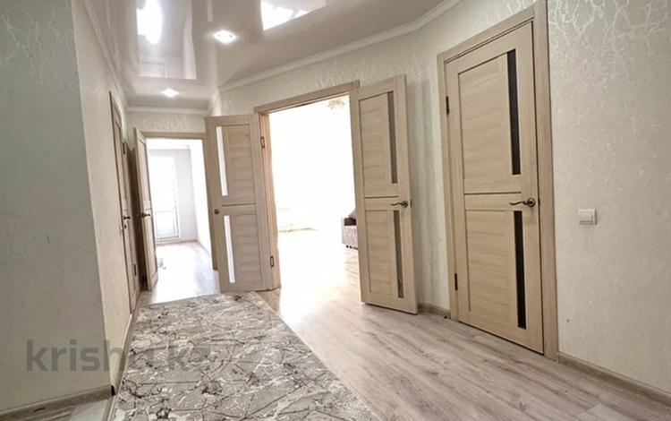 3-комнатная квартира · 95 м² · 4/5 этаж, мкр. Алтын орда 338 а за 31.5 млн ₸ в Актобе — фото 2