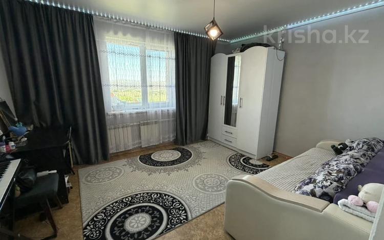 3-комнатная квартира · 83.1 м² · 5/5 этаж, Молдагуловой за 25 млн ₸ в Усть-Каменогорске — фото 3