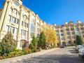 4-бөлмелі пәтер · 120 м² · 3/9 қабат, Омарова — Жамал Омарова, бағасы: 130 млн ₸ в Алматы, Медеуский р-н — фото 19