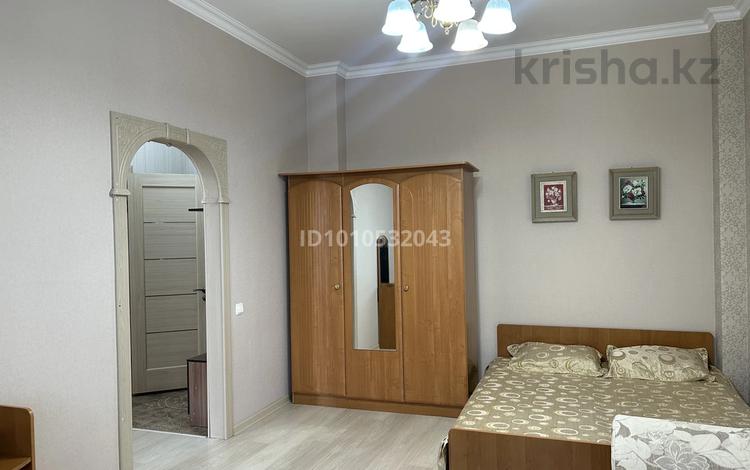 1-комнатная квартира · 40 м² · 6/6 этаж, Кабанбай Батыра 58Б за 250 000 ₸ в Астане, Есильский р-н — фото 8