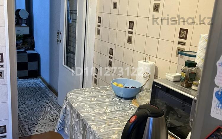 1-бөлмелі пәтер · 32 м² · 5/5 қабат, 16-й микрорайон, 16-й микрорайон 14, бағасы: 14 млн ₸ в Шымкенте, Аль-Фарабийский р-н — фото 2