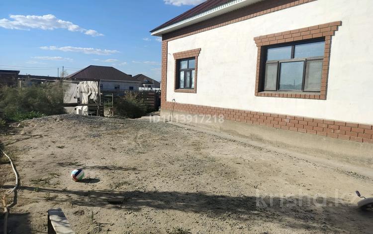 Отдельный дом · 4 комнаты · 117 м² · 8 сот., Байтерек-1 улица 27 8 — Сталенский канал за 14 млн ₸ в  — фото 2