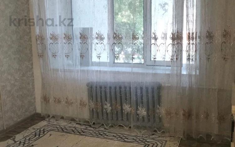 1-комнатная квартира · 27 м² · 1/5 этаж, мкр 8, Гришина 72 кор 1 за 90 000 ₸ в Актобе — фото 2
