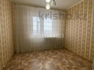 3-бөлмелі пәтер · 73 м² · 9/9 қабат, мкр Строитель, Мкр Строитель 2/1 — Строитель 2/1 9этаж, бағасы: 150 000 〒 в Уральске