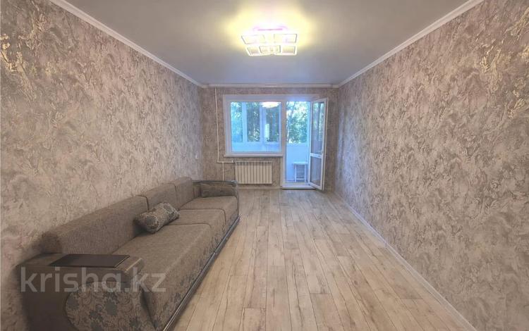 2-комнатная квартира · 46 м² · 3/5 этаж, Майкудук, 18й микрорайон за 16 млн ₸ в Караганде, Алихана Бокейханова р-н — фото 3