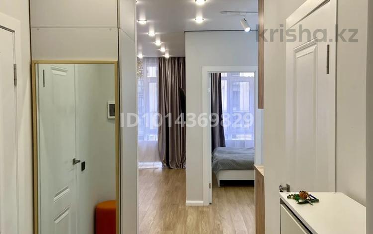 1-бөлмелі пәтер · 40 м² · 2/9 қабат, Шұғыла ш/а., Мкрн Шугыла 340/37, бағасы: 250 000 ₸ в Алматы, Наурызбайский р-н — фото 2