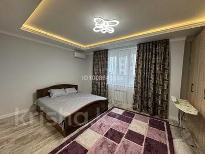 2-комнатная квартира · 77 м² · 3/9 этаж, мкр Нурсая, Абулхайыр хана 74-5 за 300 000 〒 в Атырау