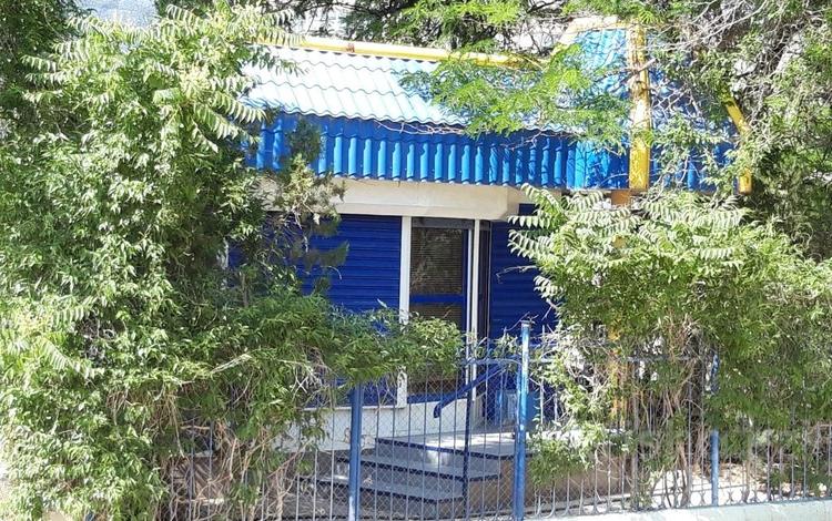 Свободное назначение, офисы, магазины и бутики, склады, салоны красоты, медцентры и аптеки, образование · 80 м² за 12 млн 〒 в Актау, 2-й мкр — фото 2