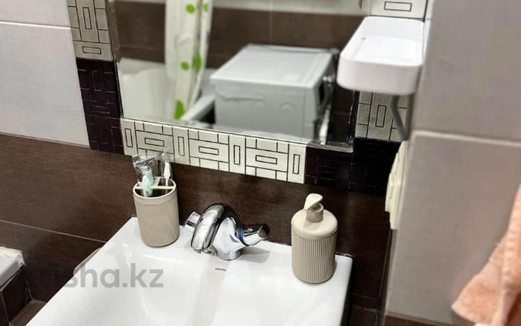 2-бөлмелі пәтер · 55 м² · 5/12 қабат, мкр Самал-2 78, бағасы: 56 млн ₸ в Алматы, Медеуский р-н — фото 2