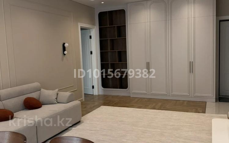2-бөлмелі пәтер · 73 м² · 3/9 қабат, Лебедева 1/1, бағасы: 110 млн ₸ в Алматы, Бостандыкский р-н — фото 2