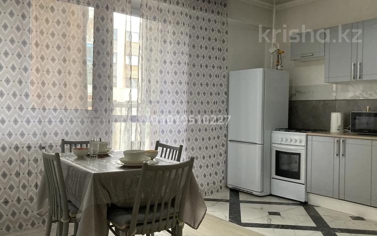 2-комнатная квартира · 47 м² · 7/10 этаж, Сейфуллина 51/2 — Вокзал Алматы-1 за 15 000 ₸ в Турксибский р-н — фото 10