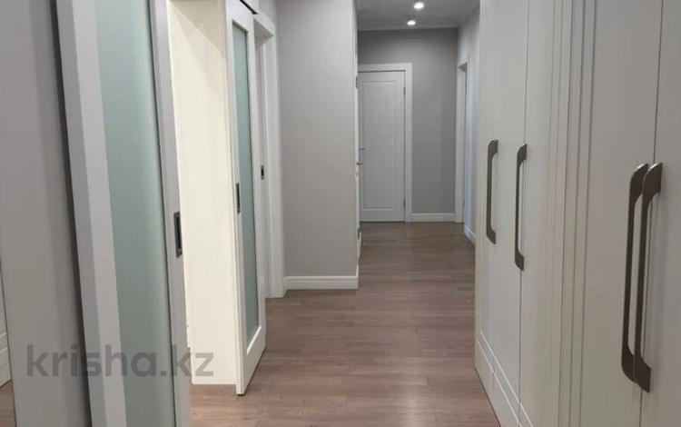 3-бөлмелі пәтер · 110.6 м² · 11/12 қабат, Каримова, бағасы: 120 млн ₸ в Алматы, Бостандыкский р-н — фото 2