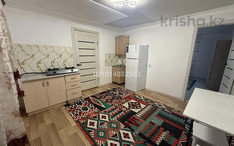 1-комнатная квартира · 27 м² · 1/2 этаж, мкр Шанырак-2 51 за 150 000 ₸ в Алматы, Алатауский р-н — фото 2