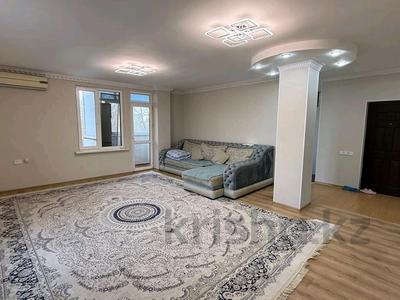 4-комнатная квартира · 176.5 м² · 2/4 этаж, Абулхаир хана 7 за 36.5 млн ₸ в Уральске