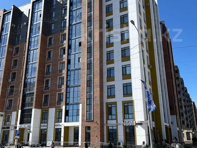 3-комнатная квартира · 100 м² · 4/10 этаж, мкр Юго-Восток, Букетова 60а за 69 млн ₸ в Караганде, Казыбек би р-н