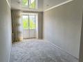 3-комнатная квартира · 59.8 м² · 3/5 этаж, 1мкр 8 — Балкон смотрит на площадку за 6.2 млн ₸ в Качаре — фото 2