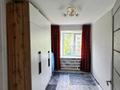 3-комнатная квартира · 59.8 м² · 3/5 этаж, 1мкр 8 — Балкон смотрит на площадку за 6.2 млн ₸ в Качаре — фото 4