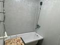 3-комнатная квартира · 59.8 м² · 3/5 этаж, 1мкр 8 — Балкон смотрит на площадку за 6.2 млн ₸ в Качаре — фото 9