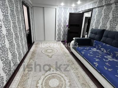 4-комнатная квартира, 68 м², 1/5 этаж, 2 мкр 19 за 20 млн 〒 в Балхаше