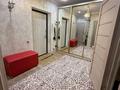 2-комнатная квартира · 64.5 м² · 2/9 этаж, мкр. Алтын орда 1Г — В шаговый доступности школа "Білім", килиника "Дару", супермаркет "Анвар",дет.сад "Нурзерек",парк Здоровья,"Апорт","Арасан де люкс". за 25 млн ₸ в Актобе — фото 8