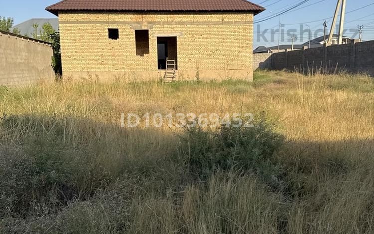 Отдельный дом · 6 комнат · 190 м² · 800 сот., мкр Кайтпас 2, Қайтпас-2 ш/а — Күйген кірпіштен салынған алдын ен14 ұзындығы 18 м госакт бөлінген пизнезке сырты қоршалған мектеп қасында угловой учаске за 38.5 млн ₸ в Шымкенте, Абайский р-н — фото 2