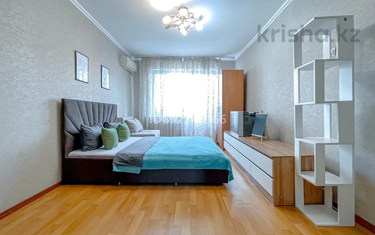 1-бөлмелі пәтер · 33 м² · 4/5 қабат, Жандарбекова ( жарокова) 169 — Сатпаева, бағасы: 12 000 〒 в Алматы, Бостандыкский р-н — фото 14