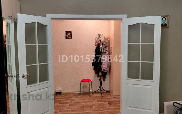 1-комнатная квартира · 45 м² · 1/2 этаж, Старый город, карасай батыра 7 — возле парка ,,Пушкина за 12 млн ₸ в Актобе — фото 2