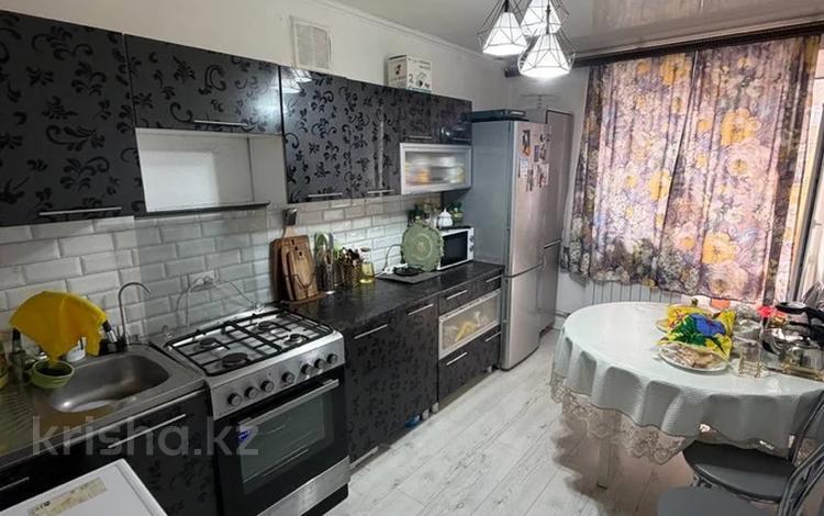 3-комнатная квартира · 77 м² · 9/9 этаж, Ауэзова 219 за 27.6 млн ₸ в Кокшетау — фото 2